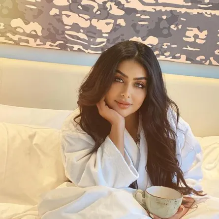 غادة الزدخالي- الصورة من انستقرام الفنانة