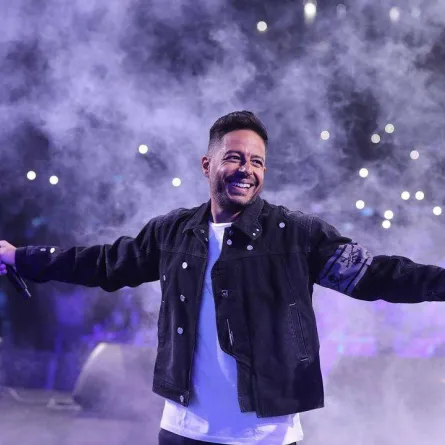 محمد حماقي - الصورة من حسابه على انستغرام