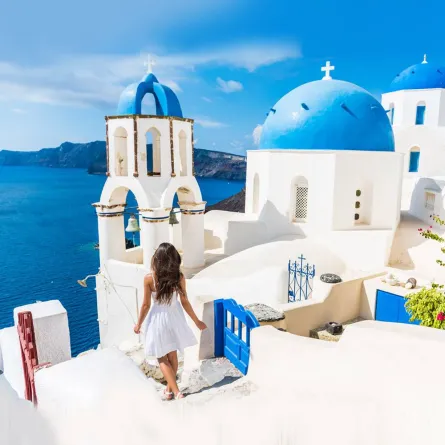 نصائح لقضاء عطلة مثالية بميزانية محدودة في اليونان