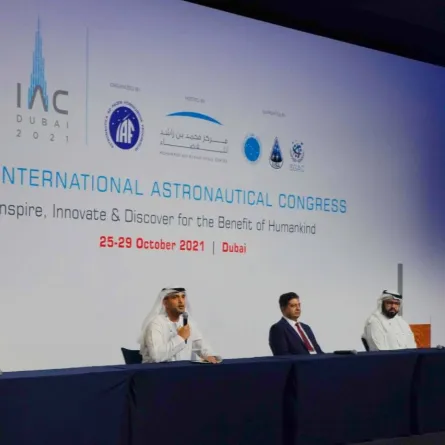 مركز محمد بن راشد للفضاء يستكمل نموذج هيكل القمر الاصطناعي MBZ-SAT