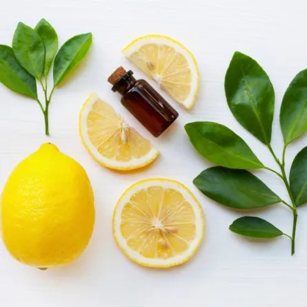  استعمالات زيت الليمون في تنظيف المنزل 