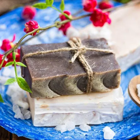 صابون لتفتيح لون البشرة