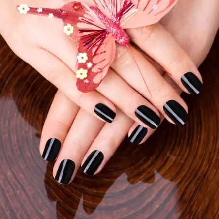 مستحضرات تجعل الأظافر قوية وصحية