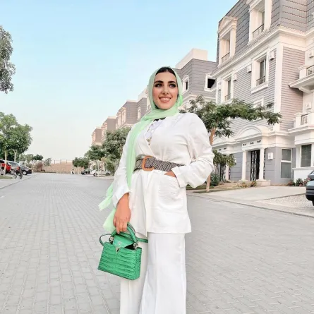 ملابس محجبات للجسم الكمثري