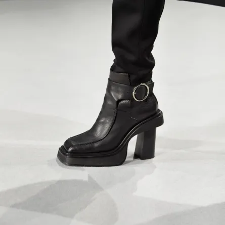  حذاء جلد أسود من Ami Alexandre Mattiussi 