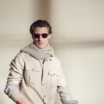 نظارات شمسية باللون البني من بريوني  Brioni