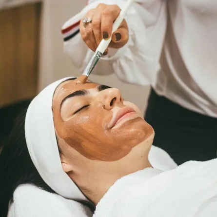 فوائد القرفة للبشرة