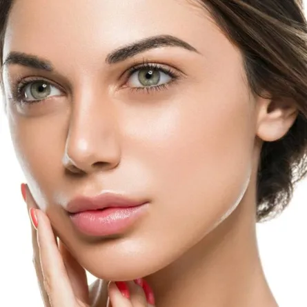 5 علاجات طبيعية للبشرة الجافة في فصل الخريف