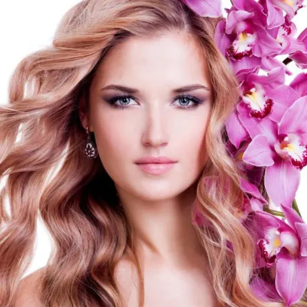 خطوات وضع مكياج وردي