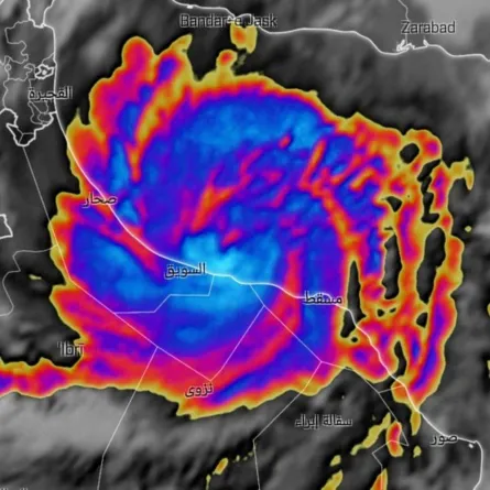 صورة لإعصار شاهين على سلطنة عمان