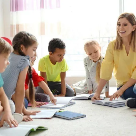 أجمل عبارات المعايدة بمناسبة يوم المعلم 2021