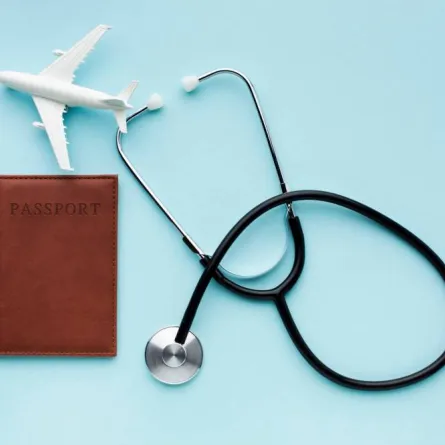 تختلف وثيقة تأمين السفر عن وثيقة التأمين الصحي المحلي