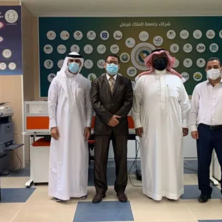  توقيع الإتفاقية بين فريق همسات الثقافي وجامعة الملك فيصل