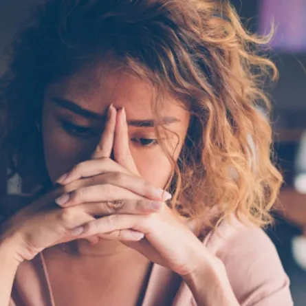 أسواء صفات النساء