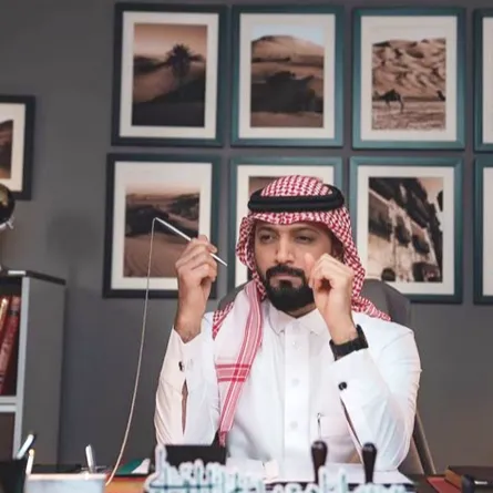 سلطان المقبالي - الصورة من انستقرام الفنان