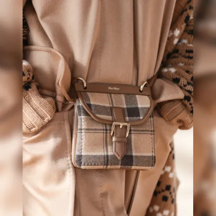 -موديلات حقائب بألوان ترابية