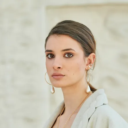 أقراط الأذن