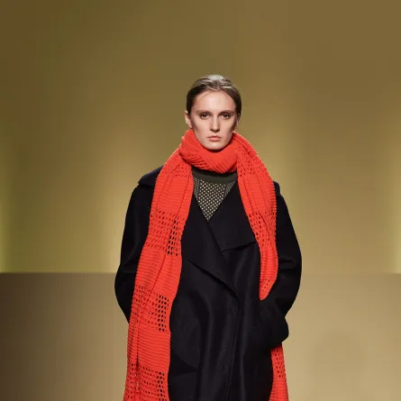 الوشاح الصوف الملفوف على الرقبة من بودابست كولاكشن Budapest Collection