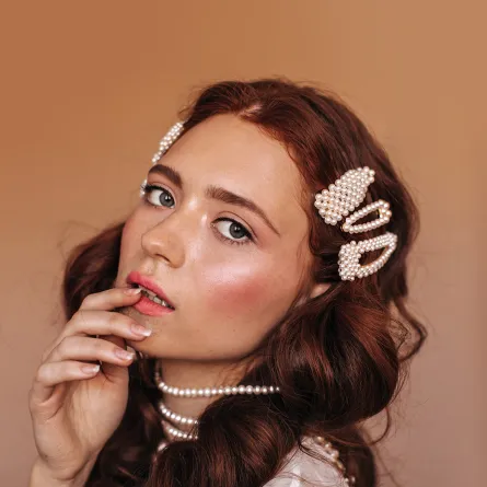 أبرز أكسسوارات الشعر للشتاء