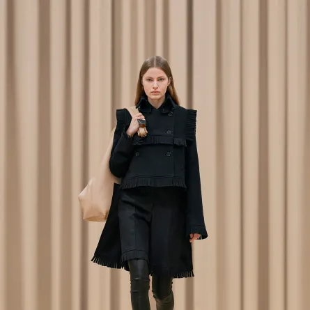 الأزياء المزينة بالشراشيب