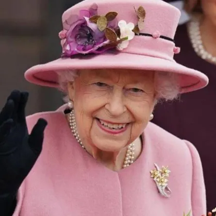 الملكة إليزابيث- الصورة من حساب The Royal Family على إنستغرام