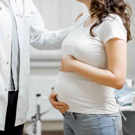 أعراض وعلاج هبوط الرحم أثناء الحمل