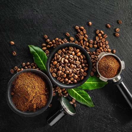 ماسك تفل القهوة للوجه