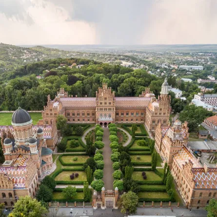 أفضل الأماكن السياحية في تشيرنيفتسي