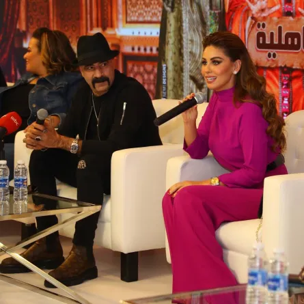 2مي سليم أثناء حديثها في المؤتمر الصحفي الخاص ب مسرحية اللمبي في الجاهلية