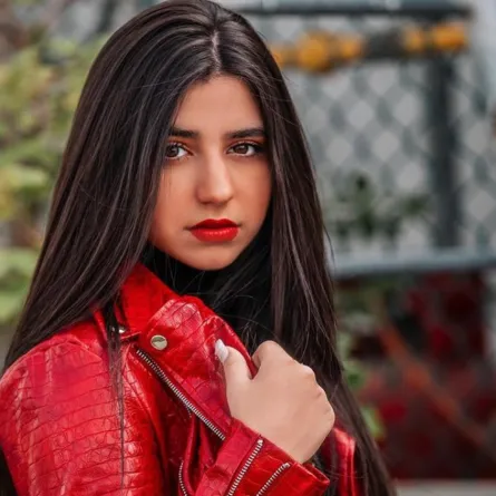 غرورصفر - الصورة من حسابها على الانستغرام