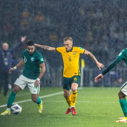 منتخب السعودية يحتفظ بصدارة مجموعته في التصفيات المؤهلة لكأس العالم