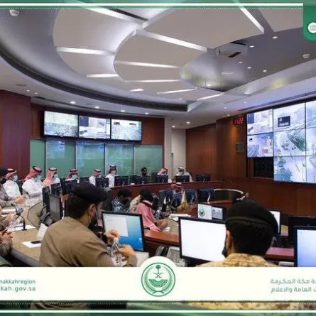 مركز الأزمات والكوارث يحذر الجميع من حالة ممطرة في جدة- الصورة من حساب إمارة مكة بتويتر