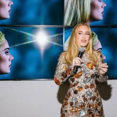 أديل - الصورة من حساب النجمة على انستغرام