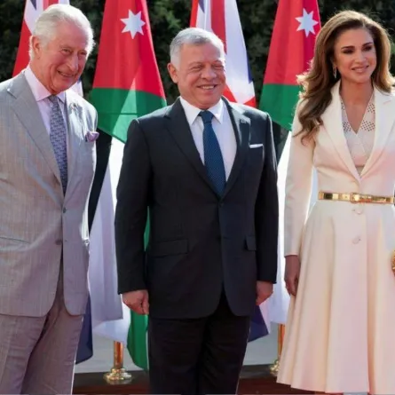 استقبال الملك عبدالله الثاني والملكة رانيا للأمير تشارلز وكاميلا- الصورة من موقع Reuters