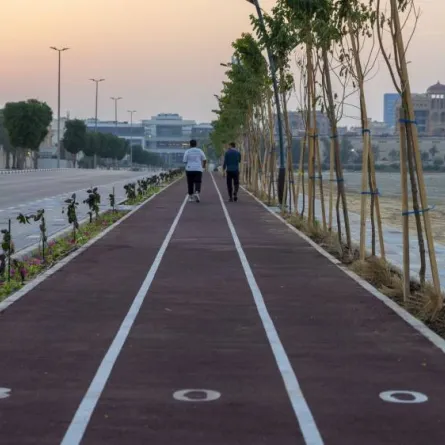 ممشى الكورنيش Corniche Walk