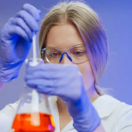 العلم يتعامل مع طبيعة وسلوك الأشياء 