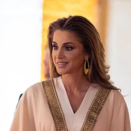 الصورة من صفحة الملكة رانيا على انستغرام