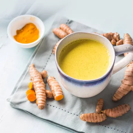 فوائد الكركم مع الحليب للنساء