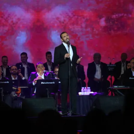 كاظم الساهر في حفل الرياض - تصوير صالح الغنام