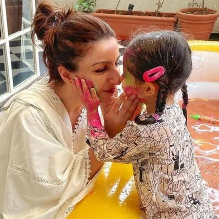 سهى علي خان مع ابنتها- الصورة من حسابها على إنستغرام