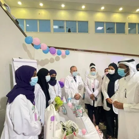 الدكتور سعود المطرفي رئيس شبكة الجبيل الصحية يدشن احتفالية يوم الطفل العالمي