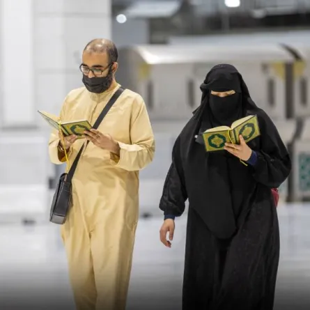 معتمرين داخل الحرم - الصورة من الرئاسة العامة لشؤون الحرمين