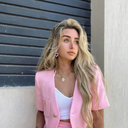 هنا الزاهد - الصورة من حسابها على انستغرام