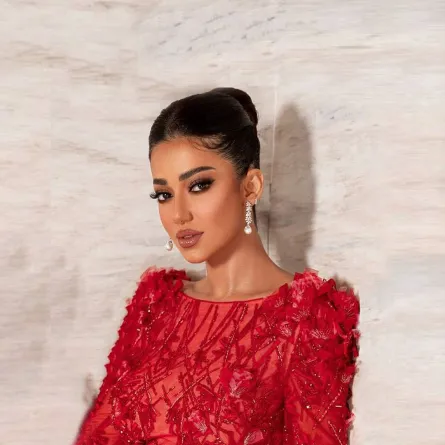 طريقة تطبيق مكياج برونزي من رحمة رياض