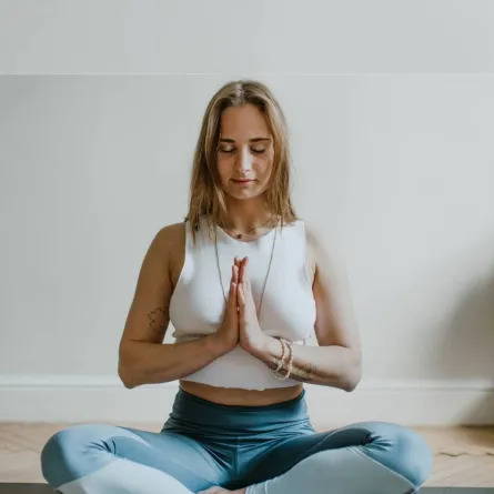 عادات يومية تقطع شوطاً طويلاً في تحسين صحتك العقلية