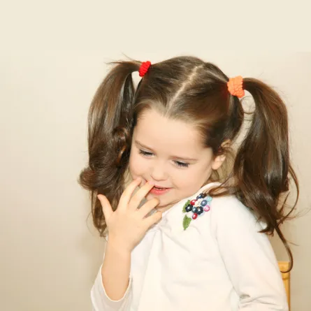 الخجل عند الأطفال