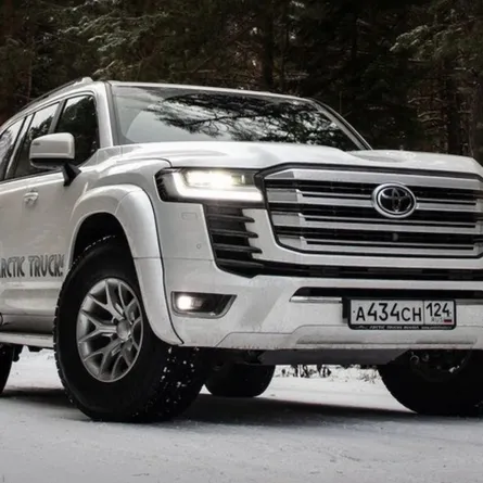 تويوتا لاندكروزر اركتيك 2022