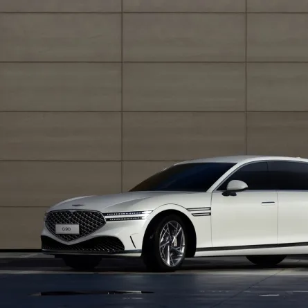 جينيسيس تكشف كليا عن جي 90