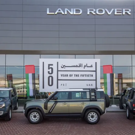 سيارات لاندروفر باصدارات محدودة بالامارات