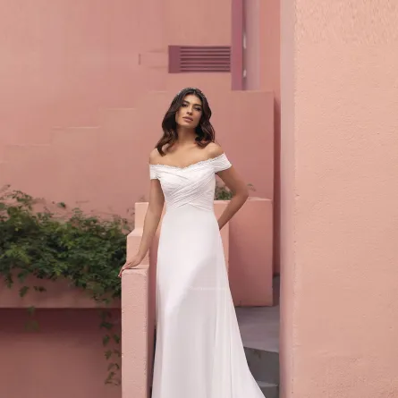 فستان زفاف أوف شولدرز من وايت وان باي برونوفياس White One by Pronovias  